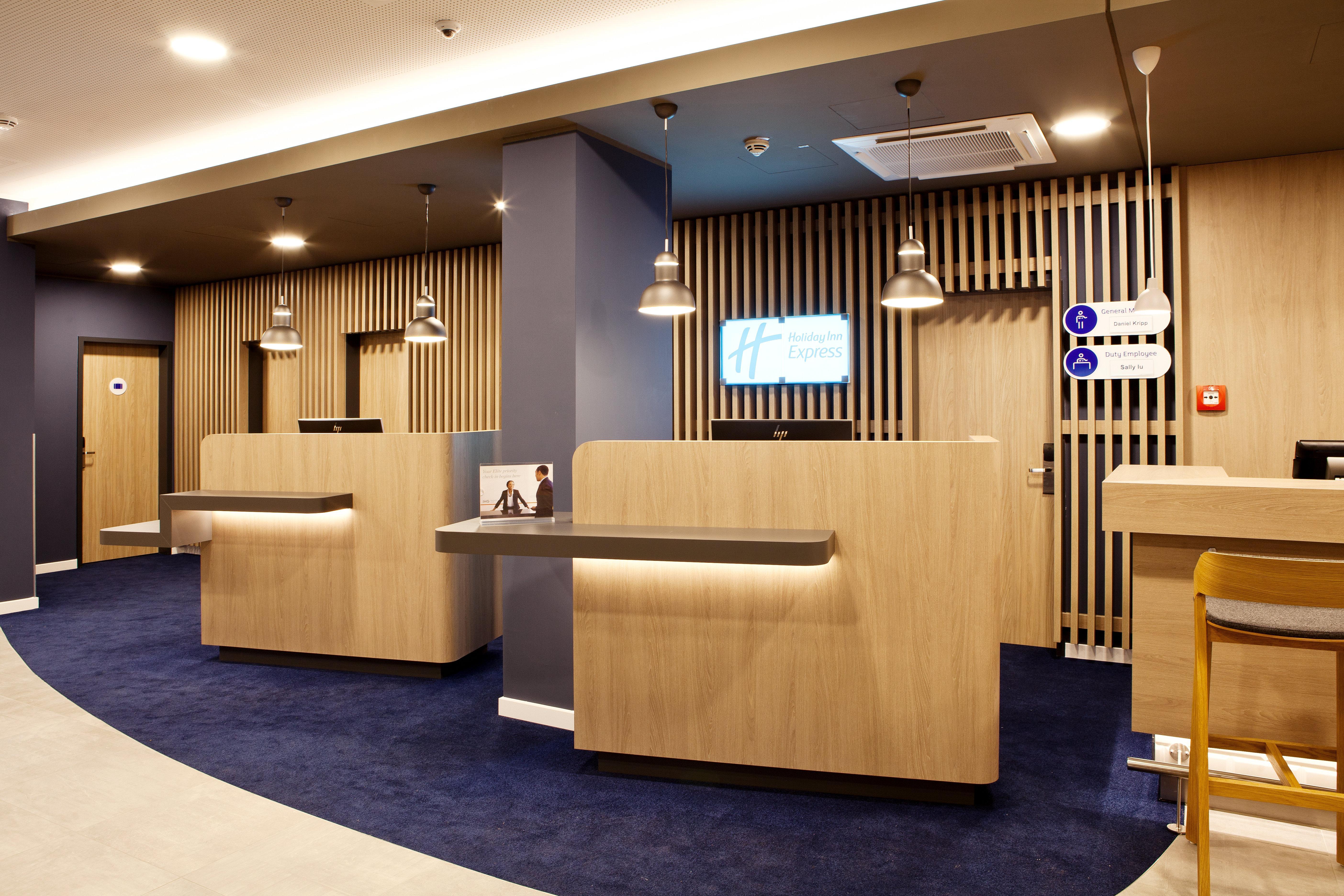 Holiday Inn Express - Sindelfingen By Ihg Eksteriør bilde